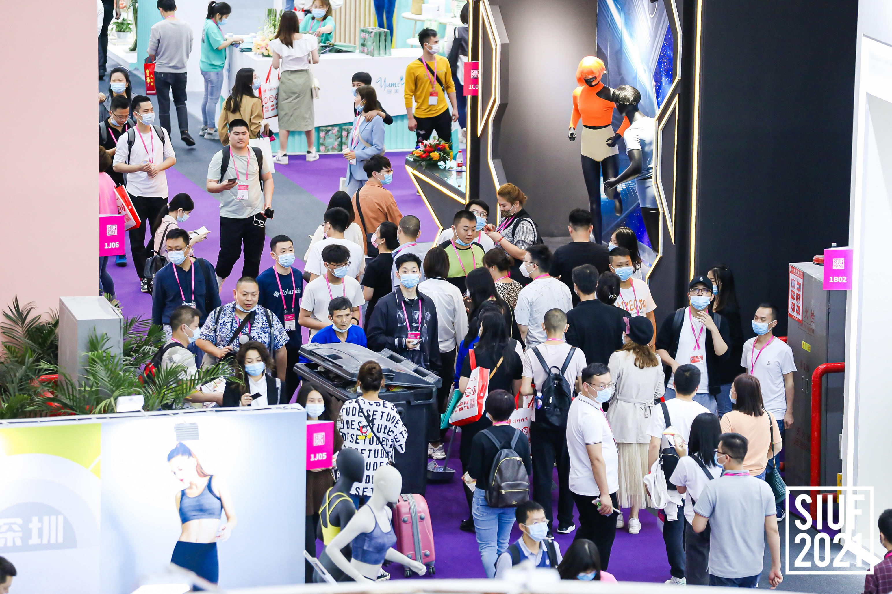 国外展览搭建设计公司选择技巧：助力品牌亮相海外市场(图1)